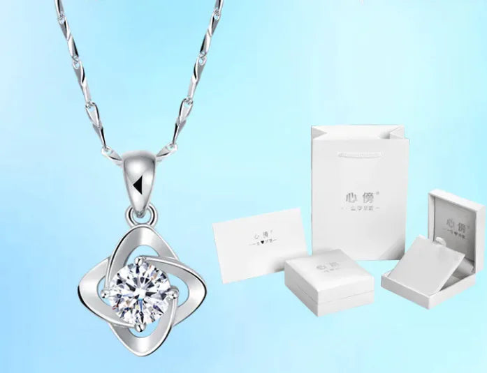 Elegant Silver Clover Necklace